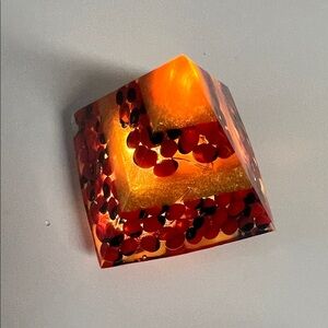 Huayruro Seed Pyramid w/ LED Lights – Luck, Protection & Prosperity Decor